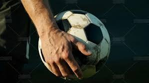 巴萨在欧冠中开云的现实定位，正在逐渐清晰