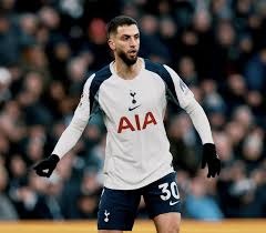 解析亚利桑那响尾蛇队如何通过多元化球员组合实现多维战术压制