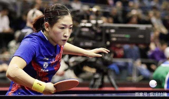 青岛队走出 青岛队走出