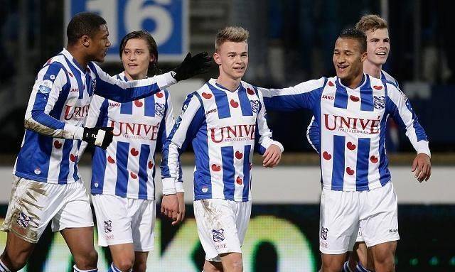 特别是在中 特别是在中